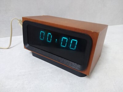 ELEKTRONIKA-G9.02. USSR/Russian VFD Nixie Tube clock Wooden Case.Vintage 1980y.
