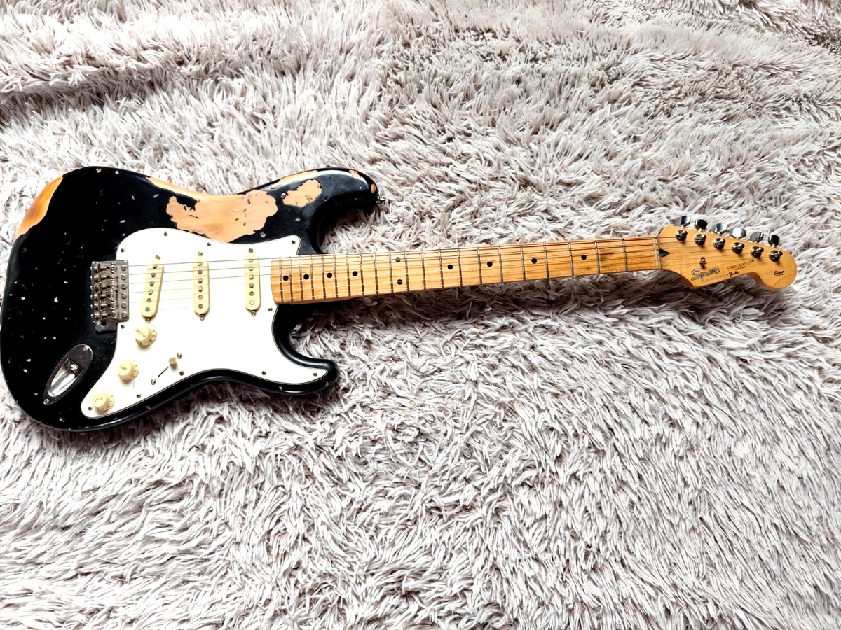 Preços baixos em Fender Squier Stratocaster Japão | eBay