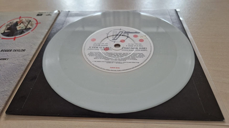 Duran Duran White Vinyl Single ; A view to a kill ; James Bond 007 Klappcover NM - Bild 4 von 4
