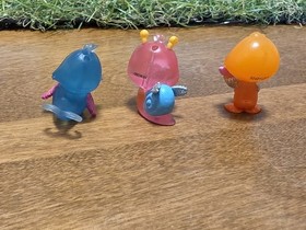 HATCHIMALS COLLEGGTIBLES - Lot of 23 Figures Various Series Mixed Lot Frog Zebra