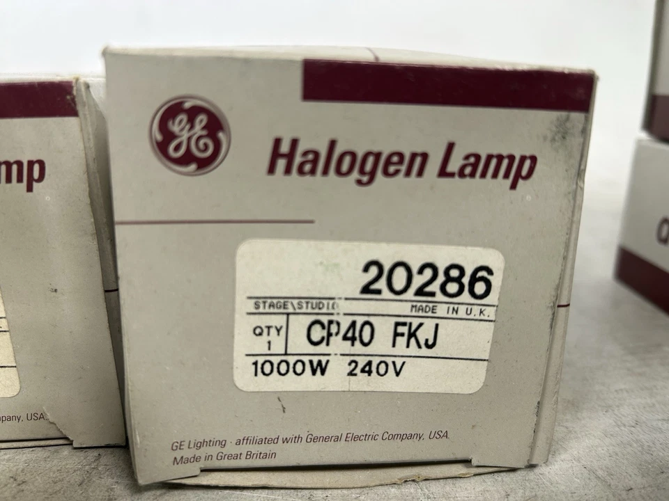 GE Stage / Studio lamp CP40 FKJ 1000w 240v - Image 2 of 3