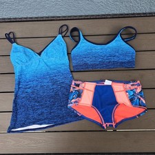 TYR Women Blue Ombre Brooke Tank Racerback W/Florina Boy Short Sz S NEW Sample