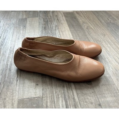 Pedro Garcia Women s Nude Color Ballet Leather Flats Size 5.5 Comfort Round Toe