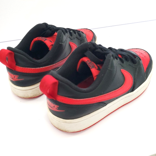Nike Court Borough Shoes Boys Size 4.5Y Red Black Bred Basketball Sneakers Gym - Picture 8 of 10