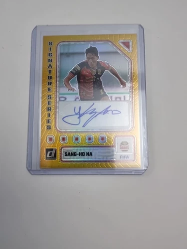Sang-Ho Na Siganture Series /2 Gold Boarder Donruss Seoul