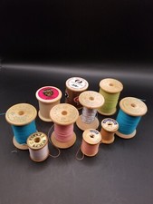 lot of 10 wooden spools some with thread: clark,tg y golden,coats  clark,etc