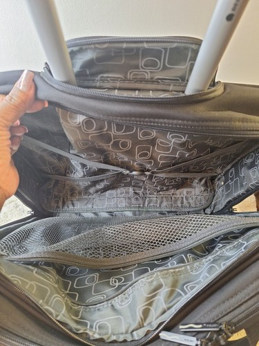 DELSEY Luggage Helium Superlite Lightweight 2 Wheel Rolling Tote Suitcase Black - Picture 8 of 17
