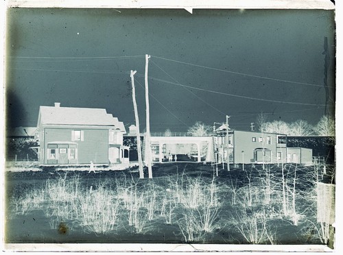(1) EARLY 1900s, ANTIQUE GLASS NEGATIVE, SOUTH YONKERS, NEW YORK. #2 - Picture 2 of 2