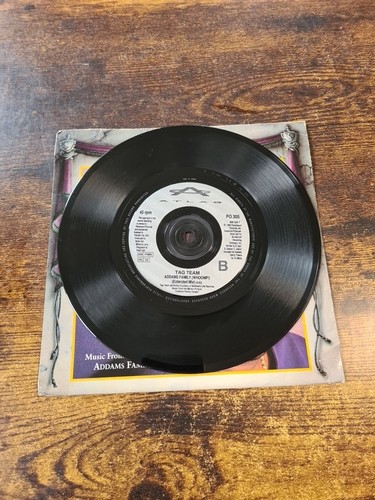 Tag Team - Addams Family (Whoomp!) - 7" 4rpm - Atlas - UK - 1993 - P0305 VG+ - Picture 6 of 8