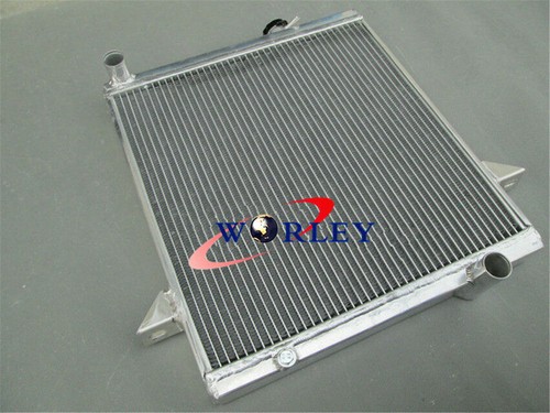 Radiador de aluminio de 3 filas para Triumph TR250 1967 1968 2,5 L manual MT nuevo - Imagen 7 de 9