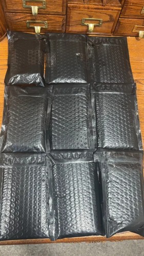 π₯π₯π₯ New NFL 10 Card Mystery Hot Pack's!! π₯π₯π₯ - Picture 2 of 5