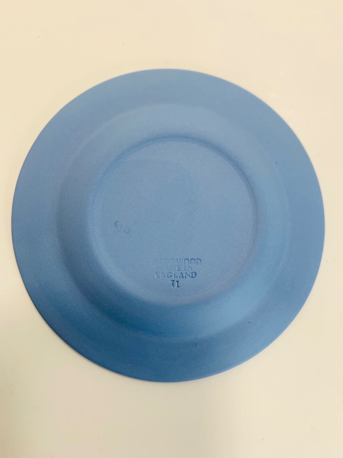 Wedgwood Jasperware Blue Cupid Asleep Lighter & Ashtrays; 3 PC CIGARETTE SET VTG