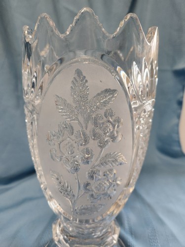 VTG Zajecar 24% Lead Crystal Vase Sawtooth Scalloped Edge Frosted Area 10" - Picture 9 of 15