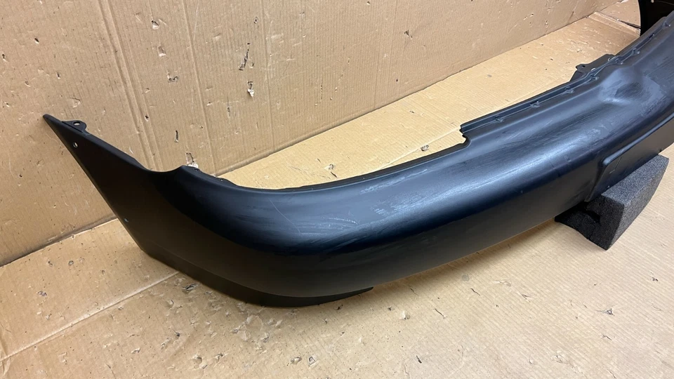 New 2000 2001 2002 Toyota Echo (W/O Spoiler) Upper Front Bumper Cover OEM Foto 2 de 4