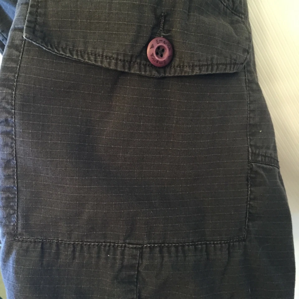 Emerica Straight Fit Skate Utility/ Cargo Shorts Men's Size W30 x L10/ Dark Gray - Image 4 of 4