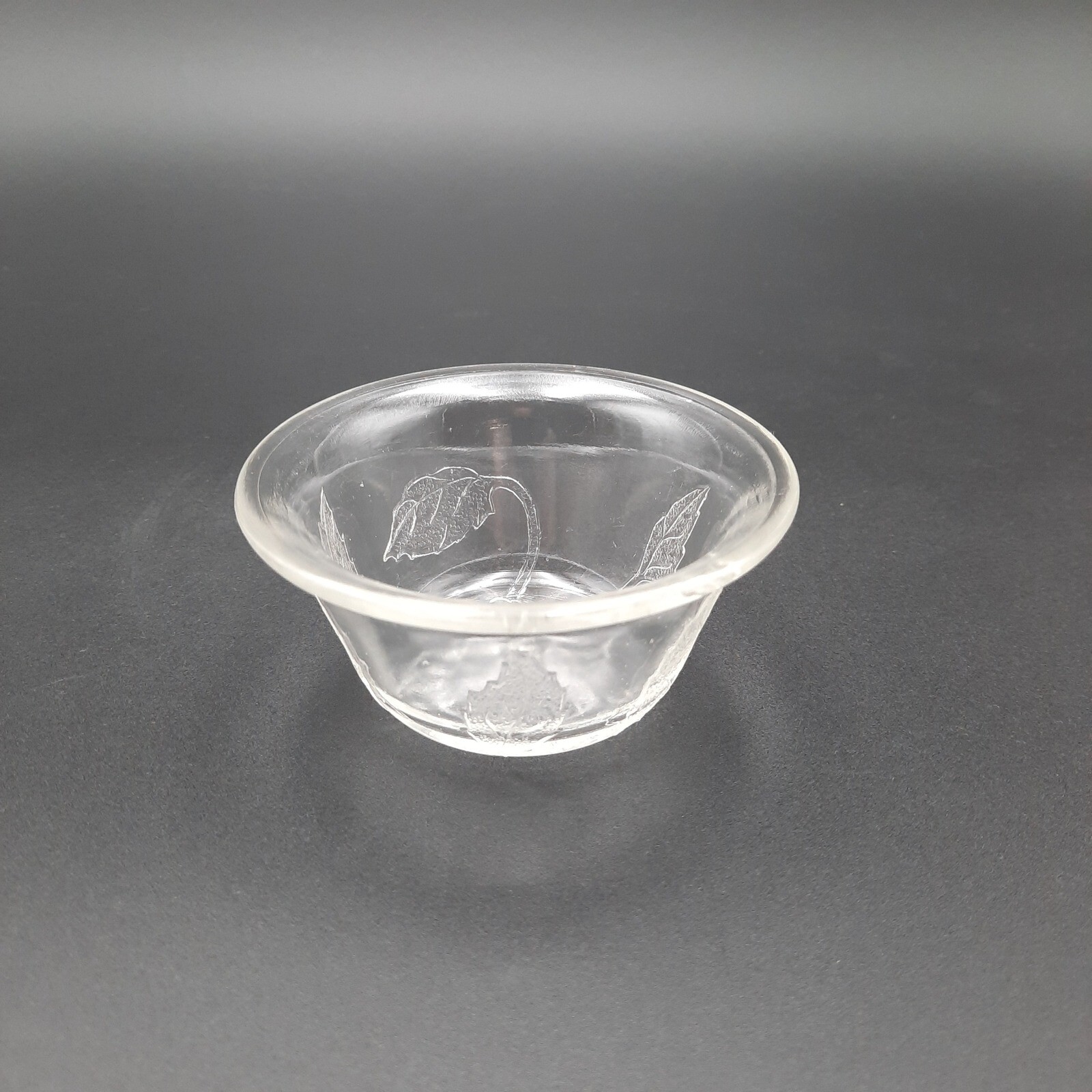 Vintage Clear Glass Dessert Bowls Set of 3 – Floral & Leaf Embossed Pattern