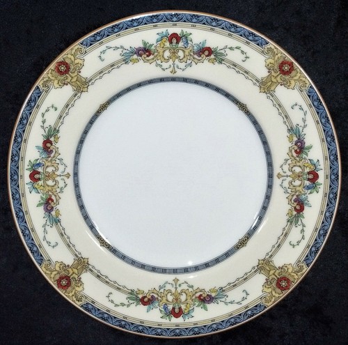 Minton Windsor Blue 9" Luncheon Plate and Footed Cup & Saucer - EUC - Picture 5 of 7