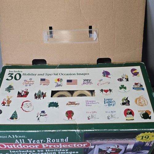 Trim A Home All Year Round Outdoor Projector 30 Holiday Occasions Christmas - Picture 2 of 15