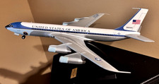 Avión modelo Air Force One SAM 26000 Boeing 707-320B con soporte - Danbury como nuevo
