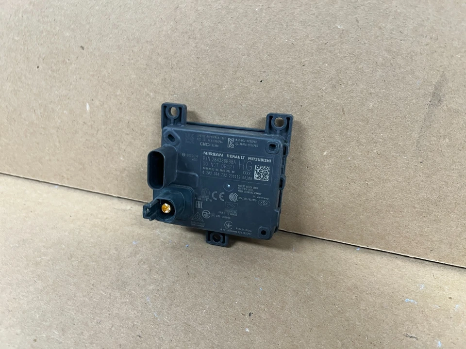 OEM 2021-2025 Nissan Rogue Front Radar Distance Sensor Module 28438-6RB8A - Image 3 of 4