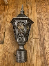 Black Pole Lamp