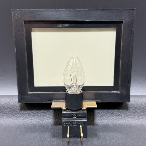 Thomas Kinkade Spring Gate Night Light Plug-In Gold Frame with Bulb Used Working - Picture 4 of 7
