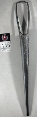 Mercedes-Benz W189 300D Adenauer Front Fender Spear (A45) - Bild 1 von 16