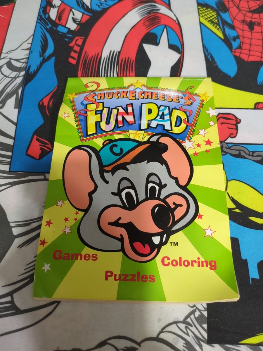 1998 Vintage CHUCK E. CHEESE Showbiz Pizza FUN PAD Games Puzzles