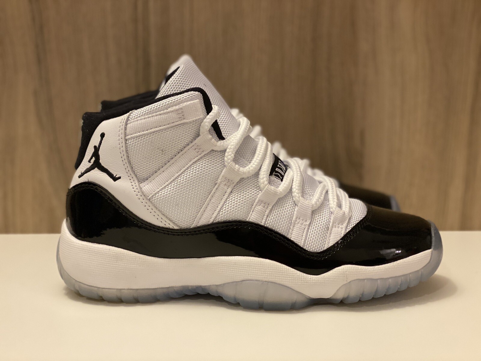 aj 11 concord on feet