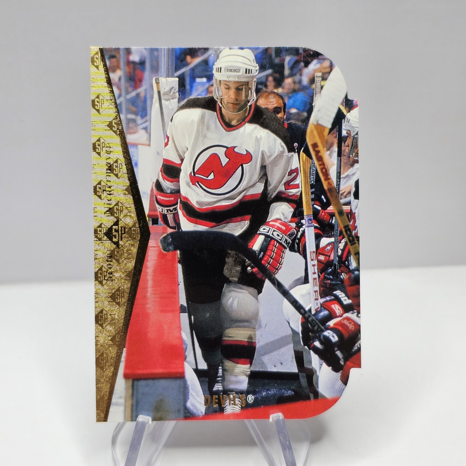 SCOTT NIEDERMAYER New Jersey DEVILS 1994-95 UPPER DECK SP Die-cut #67