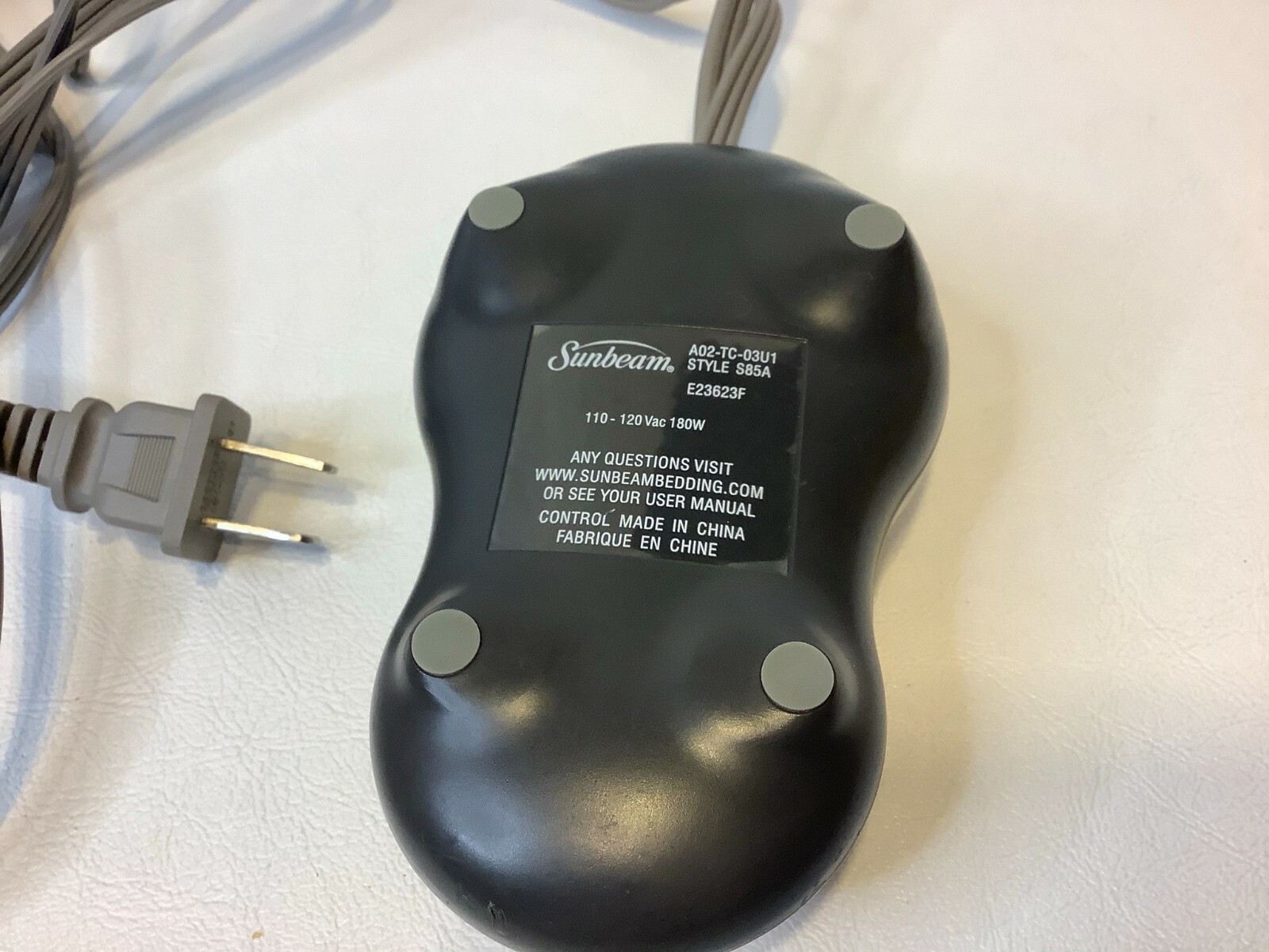 Sunbeam Electric Blanket Single Control 180 Watt A02tc03u1 Style S85a