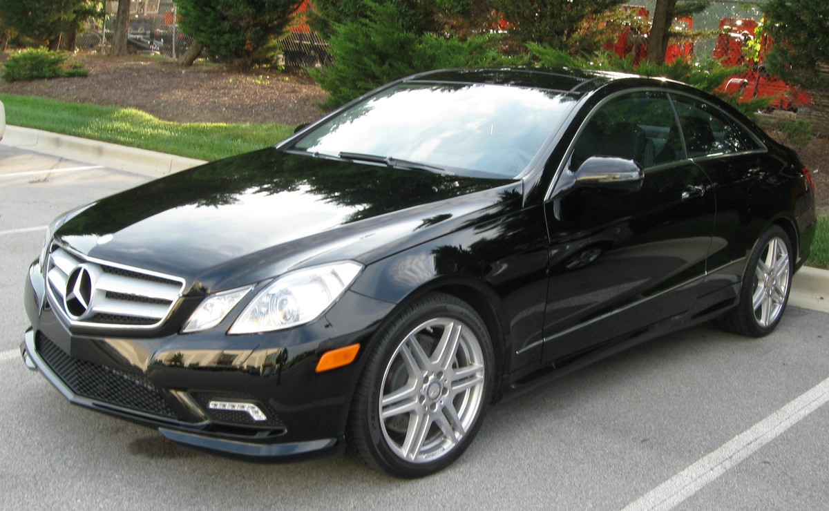 NOREV 2010 MERCEDES BENZ E CLASS COUPE BLACK (DEALER) 1:18 NOREV 2010 MERCEDES BENZ E CLASS COUPE BLACK (DEALER) 1:18