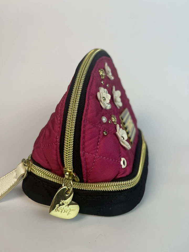 Bolso de Viaje Cosmético Betsey Johnson Cartera Negro y Rosa Flores Dorado De Colección Foto 2 de 4