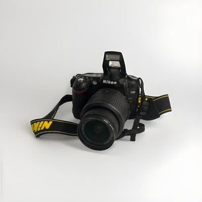 Nikon D90 Digitalkamera - 18-55mm Objektiv Nikkor Top Zustand 