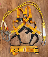 FULL BODY SAFETY HARNESS AND LANYARD , 5000+ lbs , brand new