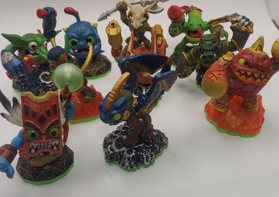 Skylanders Spyro's Advendure 12 Pc Green Base Figures Only