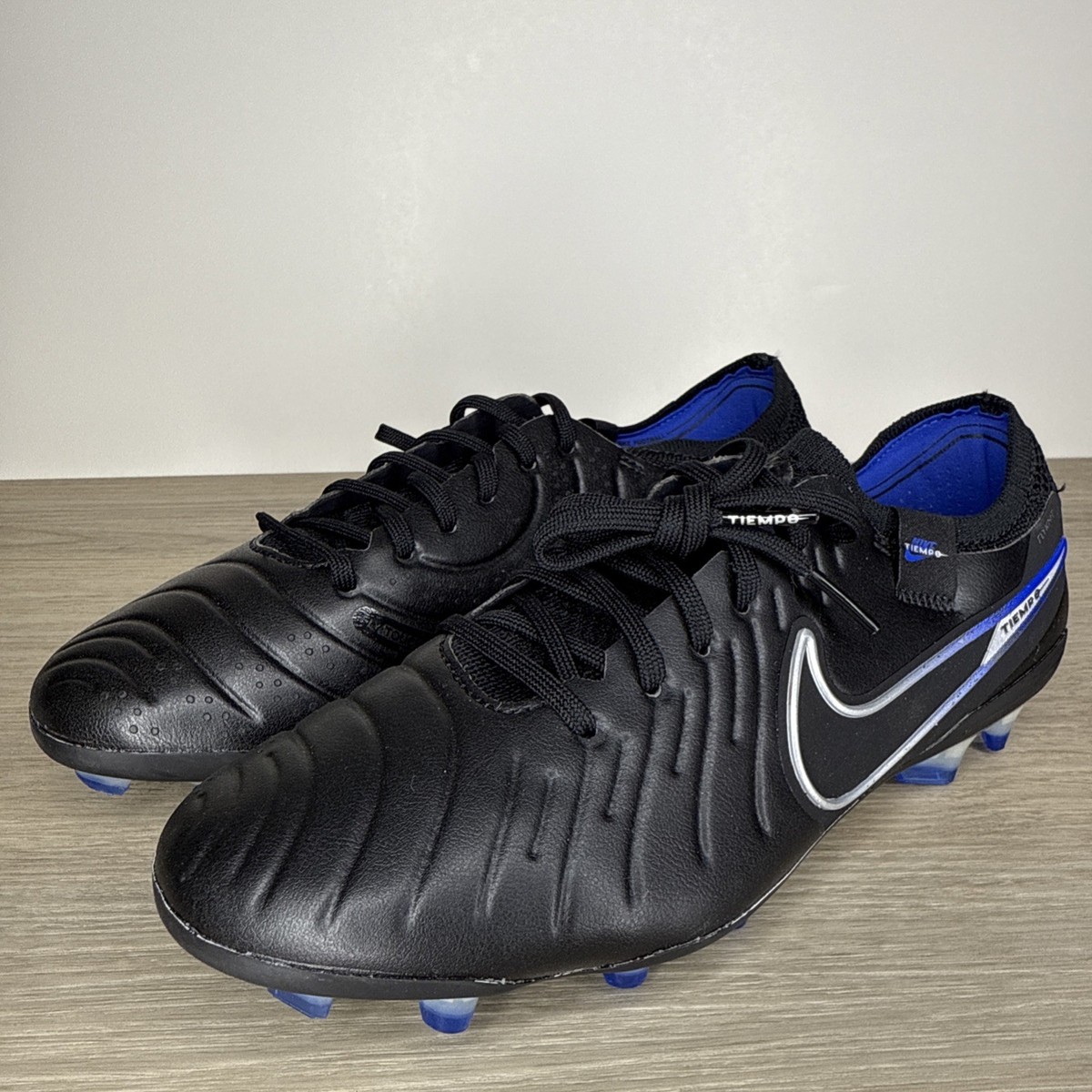 Nike Tiempo Legend 10 Elite FG Cleats Mens 6.5 Black Chrome Blue