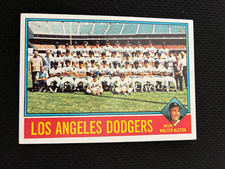 1976 LOS ANGELES DODGERS TOPPS TEAM DAVEY LOPES UNMARKED #46  BASEBALL CARD !