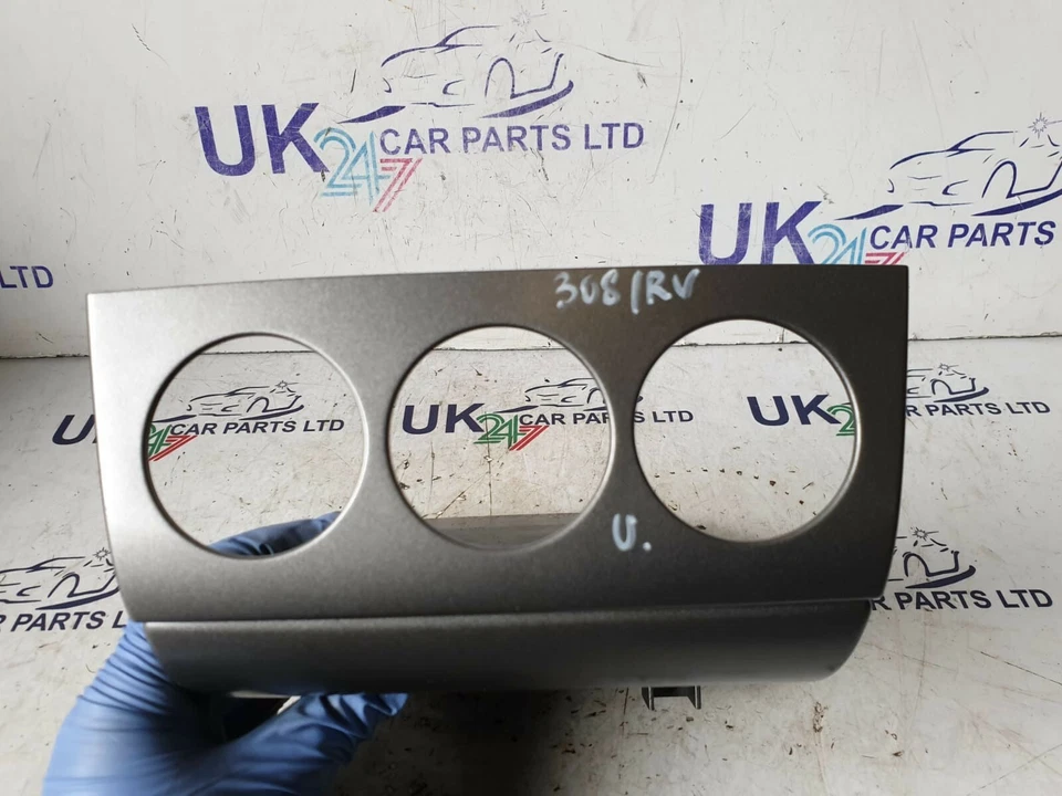 PEUGEOT 308 MK1 2007-2012 HEATER PANEL SURROUND TRIM AND ASHTRAY 9658691077 - image 2 of 4