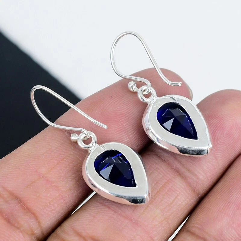 Orecchini In Argento Sterling 925 Con Gemma Blu Zaffiro Creato In Laboratorio - Immagine 3 di 4