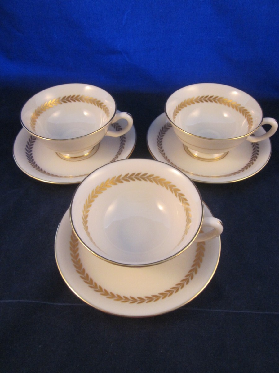 Lenox China IMPERIAL Gold Laurel Wreath P338 Cup & Saucer Set USA