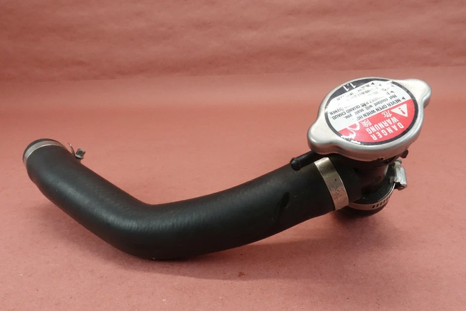 2002 - 2007 Honda CB900 CB 900 OEM Thermostat Housing - Image 2 of 4