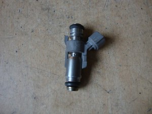 Peugeot 207 WA 1,4 65KW 2006 Einspritzdüse IPM012