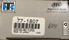 Thermo King 77-1807 Bearing And Flange Evaporator fan shaft V2016-0006