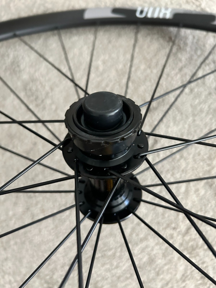 Fulcrum Racing Red 800 700c Thru Axle Disc Brake Tubeless Road