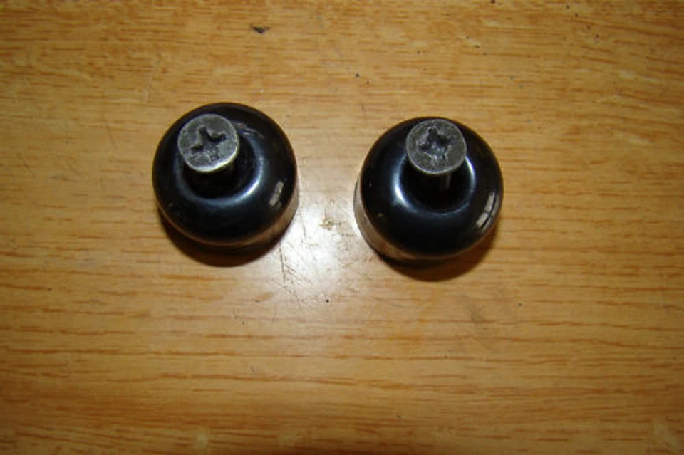 SUZUKI 125 BURGMAN - 2002 a 2006 - EMBOUT DE GUIDON - Photo 1/1