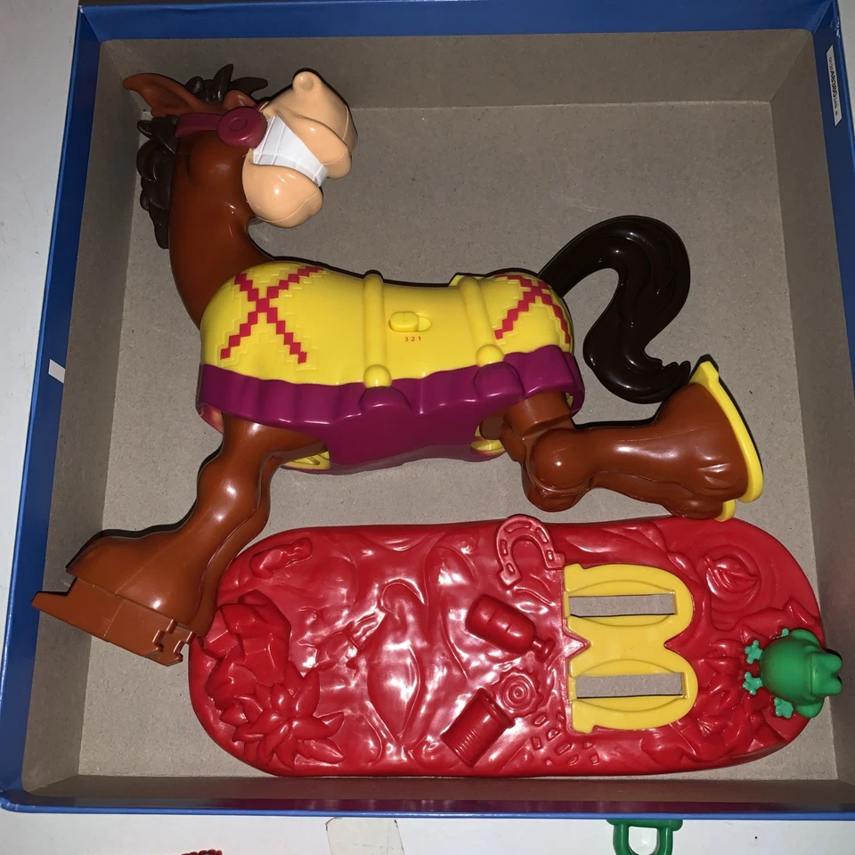 BUCKAROO - Family fun & skill game from Hasbro 2014 - Retro - 100% COMPLETE - Image 3 of 4