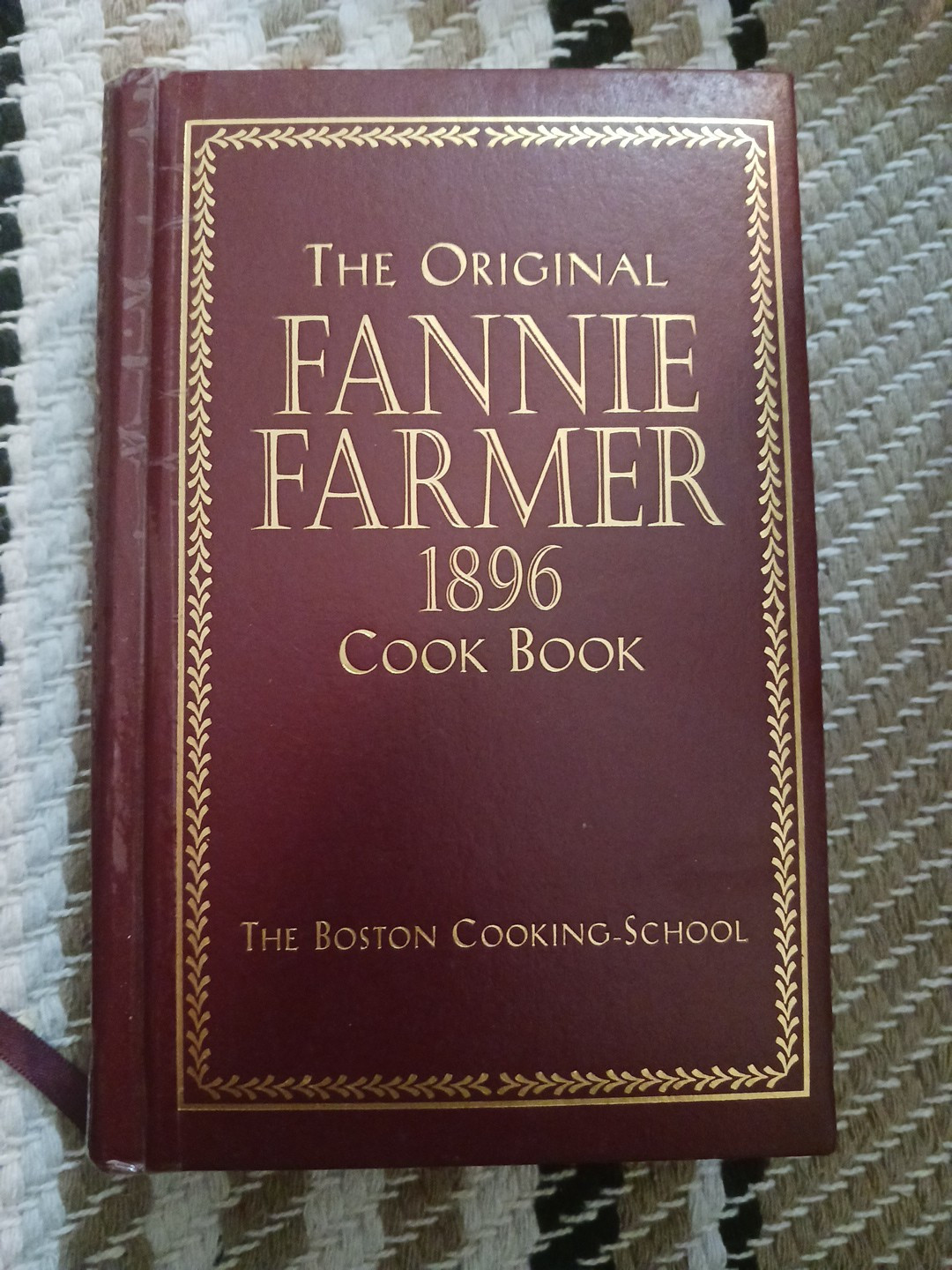 Original 1896 Fannie Farmer Cookbook Boston Cooking School 1996 Edition  