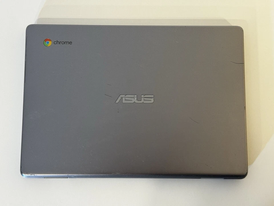 Laptop ASUS Chromebook C223N Google Chrome OS 11.6 Pulgadas 32GB ( Para Piezas ) - Imagen 4 de 4