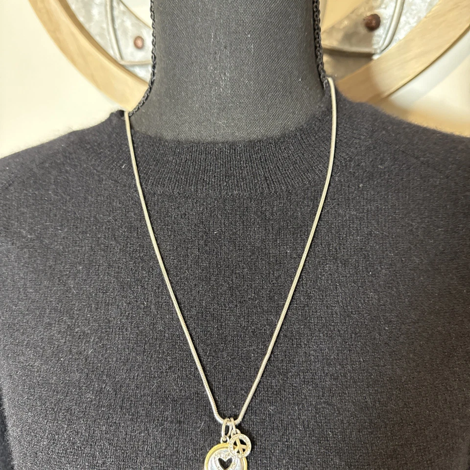 C by Bloomingdale's Women's Cashmere Sweater Size M, Pullover Long Sleeve Black - Image 3 of 4